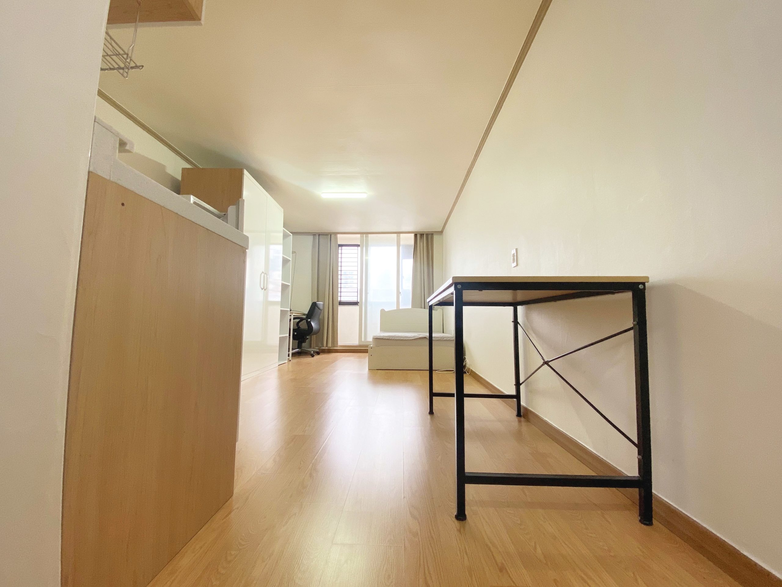 EWHA/SINCHON- 1000/60+5 LONG-TERM STUDIO (INTERNET INCLUDED) *WOMEN ONLY
